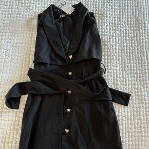 Zara Women's Black Trench Coat
